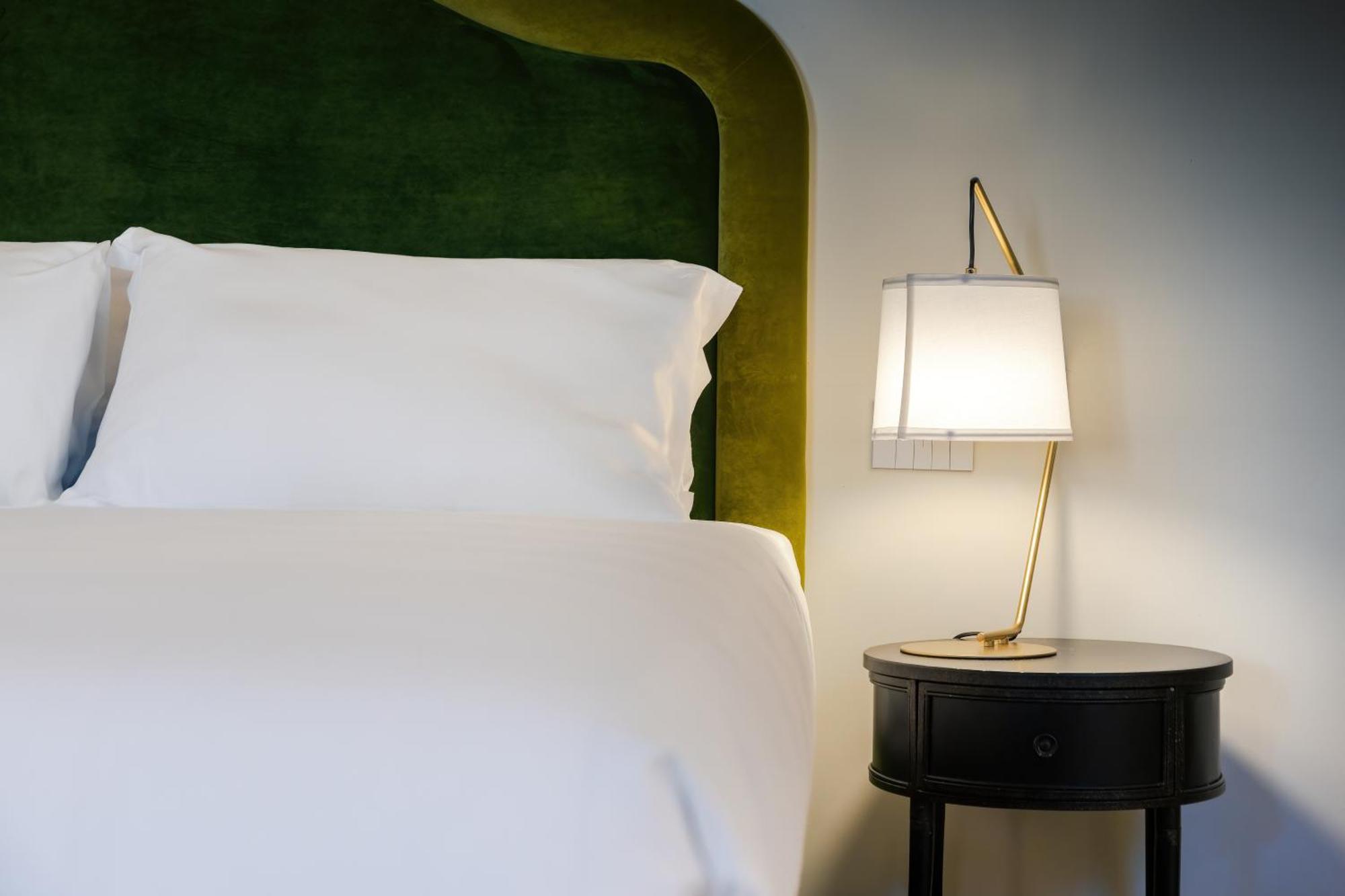 De Sonnaz A Apartment Turin